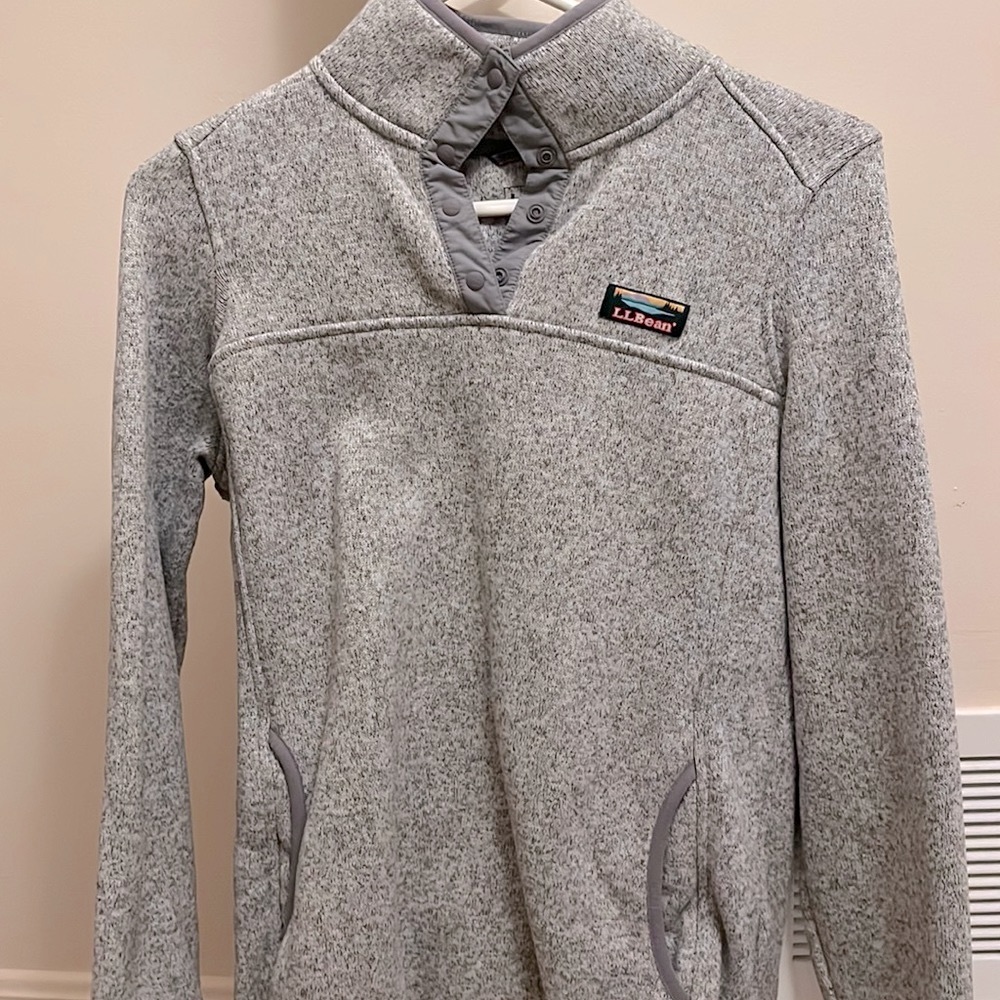 Gray LL Bean pullover jacket